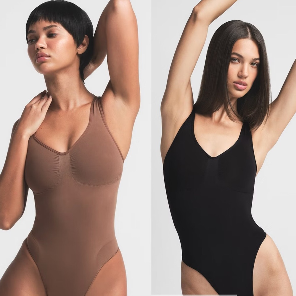 [SOLD‼️] SKIMS SCOOP NECK THONG BODYSUIT BUNDLE